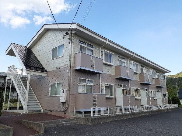 松本駅 バス20分  三才山線　岡田出張所前下車：停歩3分 1階の物件外観写真